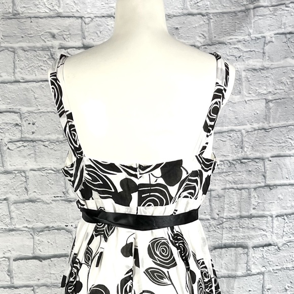 B. Darlin Fit and Flare Dress - Picture 3 of 7